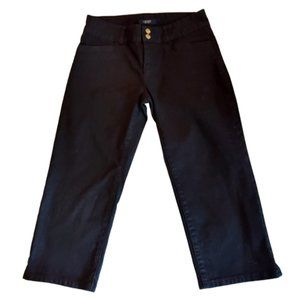 Chaps Black Denim Capri Jeans with Double Button Front Zip Closure Size 4 NWOT